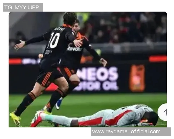 友谊赛精彩对决AC米兰与拜仁战成平局引发全场热议