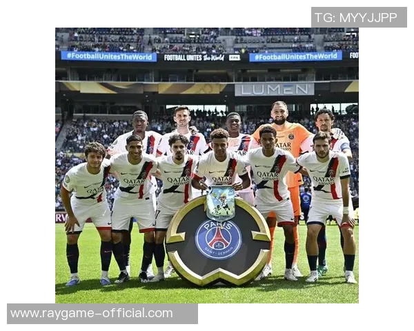 足总杯精彩对决里昂大胜巴黎圣日耳曼引发争议判罚引爆全场气氛