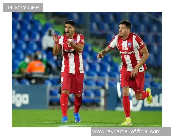 国王杯精彩对决本菲卡与尤文图斯战平神扑时刻引发全场热烈反响