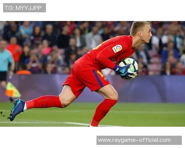 国王杯精彩对决利物浦大胜AC米兰帽子戏法点燃全场激情